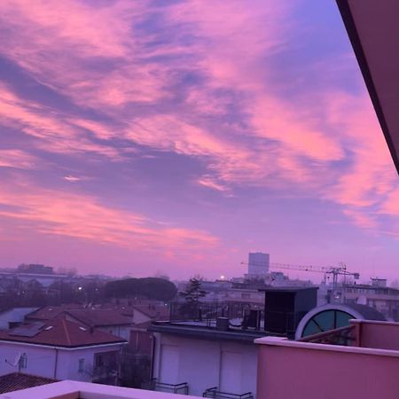 Il Tramonto Apartment Rimini Exterior foto