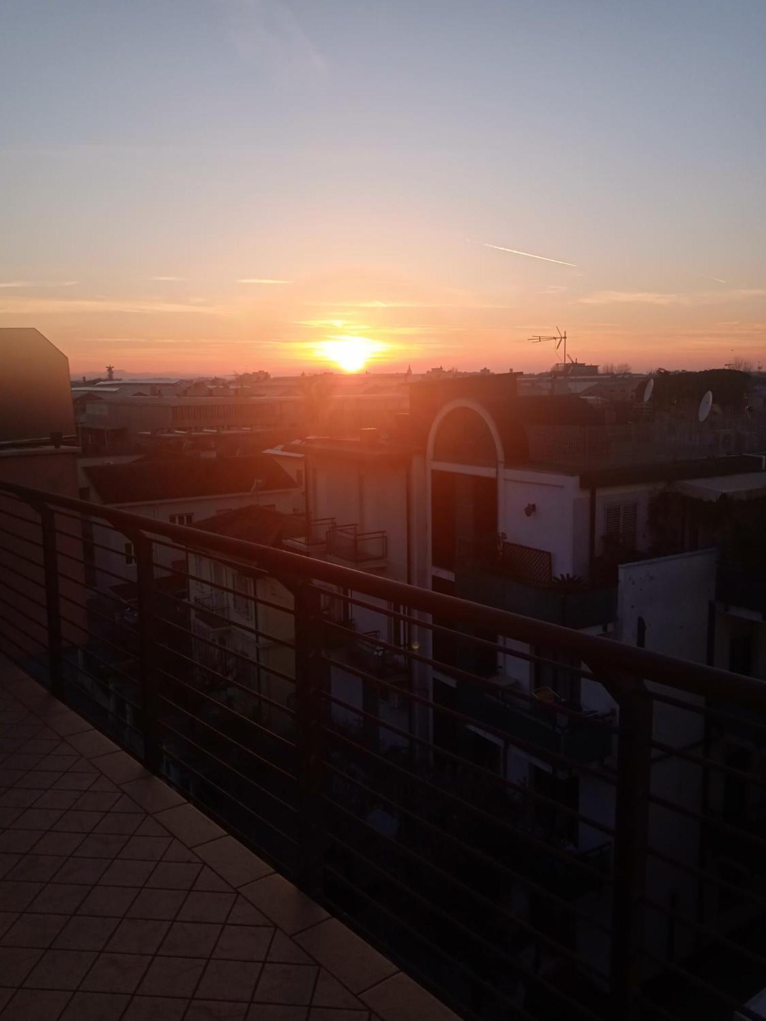 Il Tramonto Apartment Rimini Exterior foto